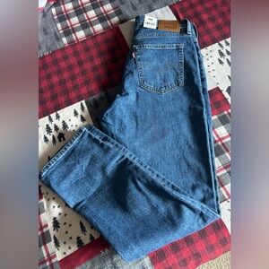 Levi's Classic 724 High-Rise Straight Jeans. 31x30. NWT